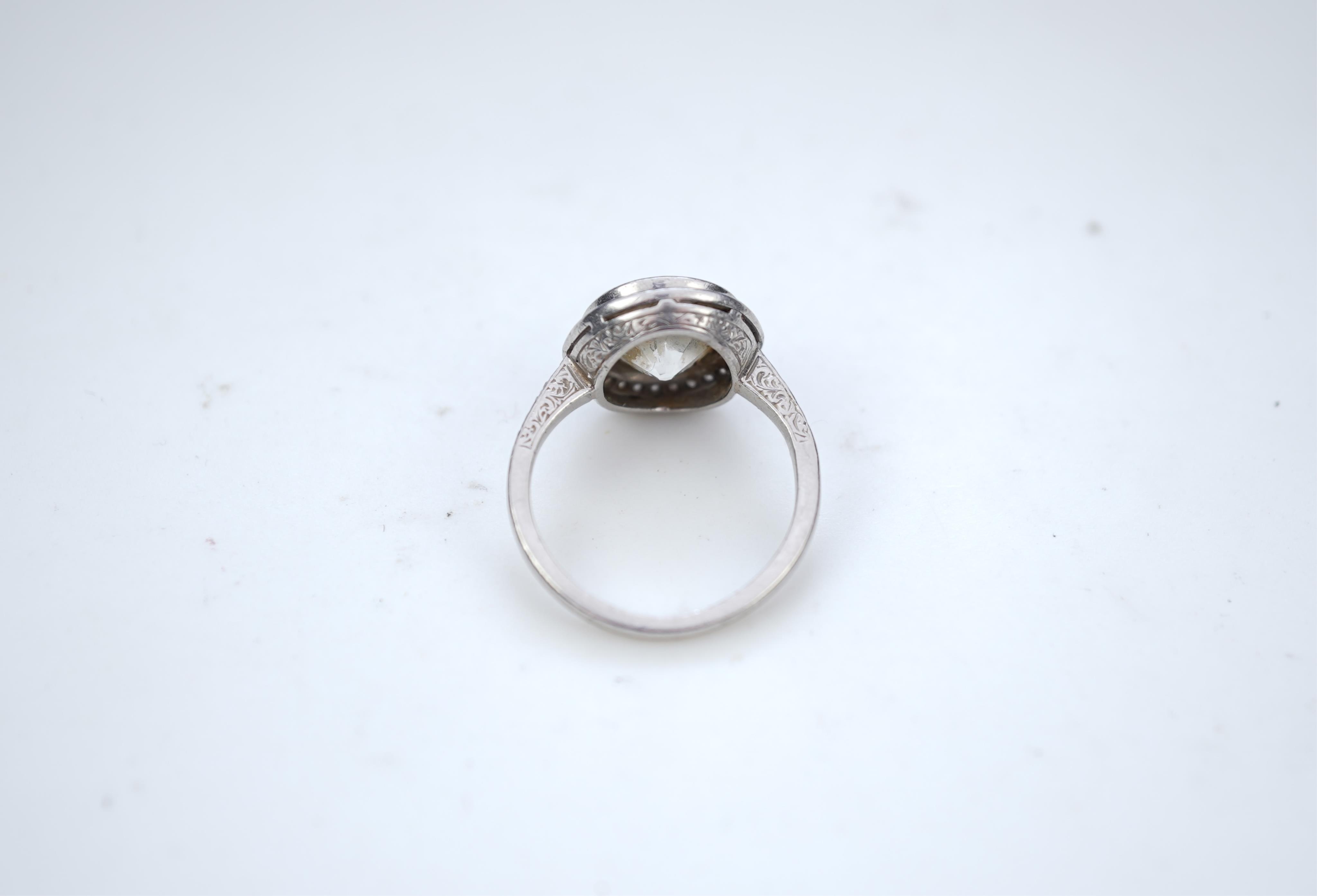 An attractive diamond ring, early 20th century